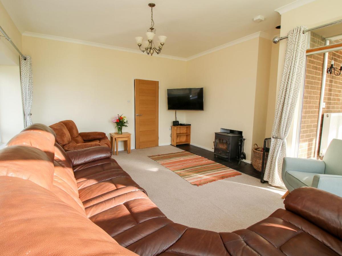 Villa Bicton Lea Acton  Exterior foto