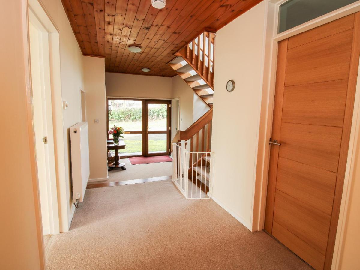 Villa Bicton Lea Acton  Exterior foto